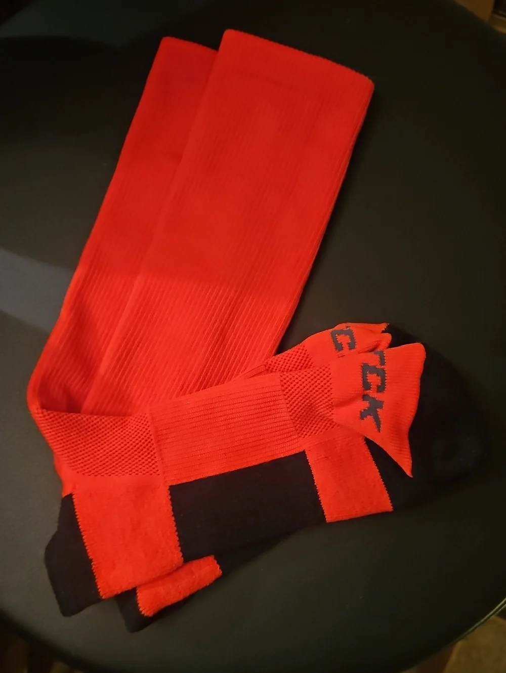 Men's Red Athletic Crew Socks with Cushioned Support